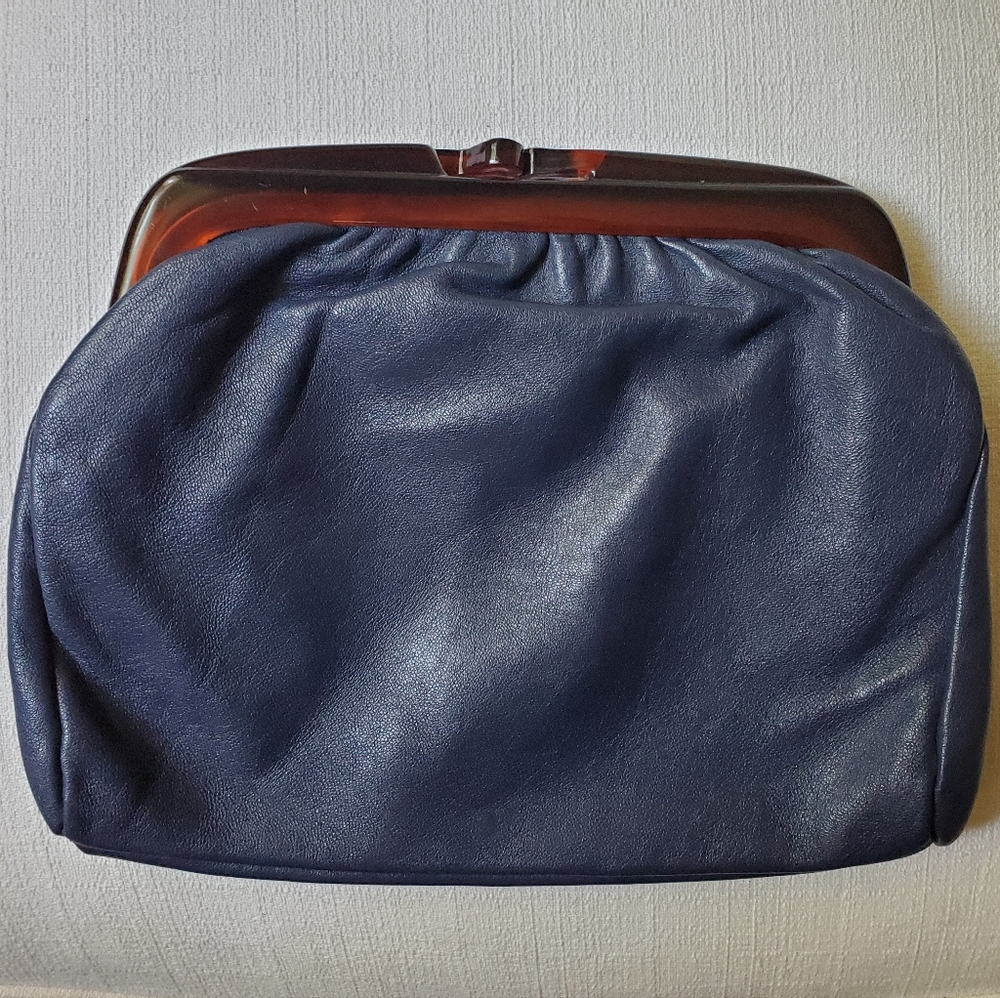 Vintage 80s 90s Navy Leather Clutch with Brown Lucite Kiss Clasp